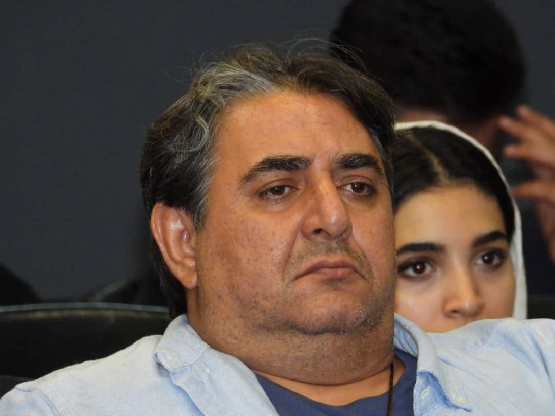 با مهرداد ایاز، از تحصیل در رشته رادیولوژی تا خط سوم کیش با مهرداد ایاز، از تحصیل در رشته رادیولوژی تا خط سوم کیش