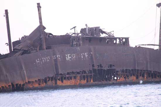 می دانم که کشتی یونانی هرگز به مقصد نمی رسد