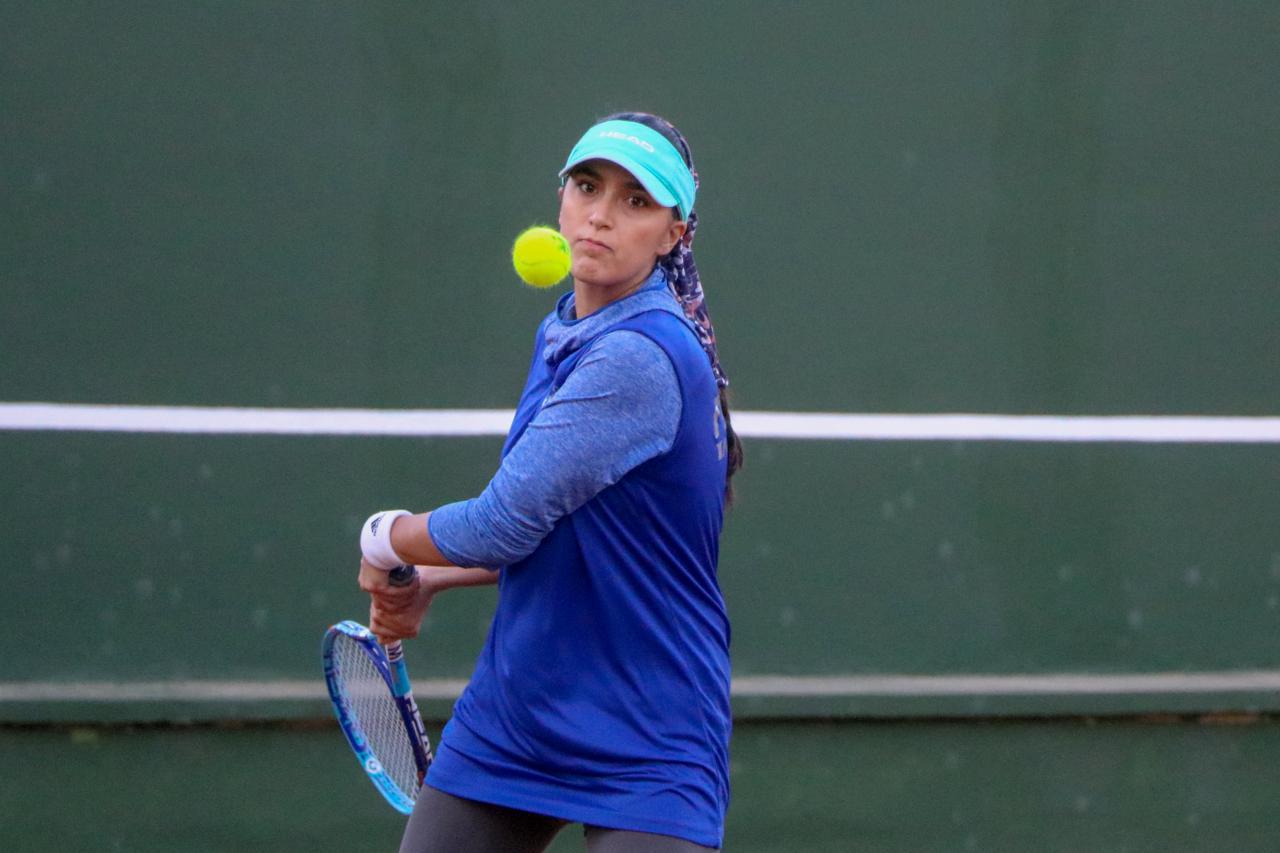 گزارش تصویری هشتمین دوره رقابت های تنیس جام حذفی بانوان در جزیره کیش – عکس نسرین فائق