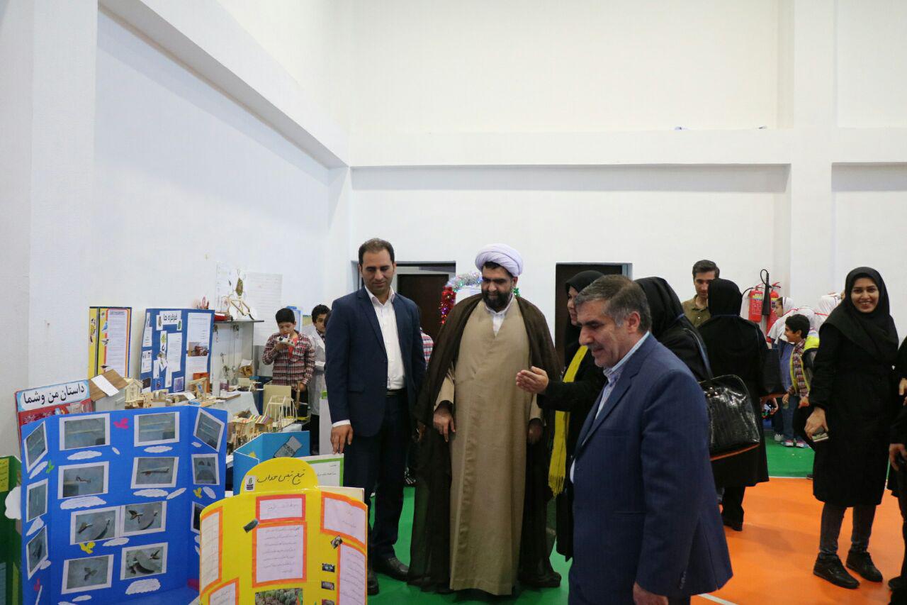 نمایش آثار برگزیده جشنواره علمی پژوهشی جابر ابن حیان در کیش نمایش آثار برگزیده جشنواره علمی پژوهشی جابر ابن حیان در کیش