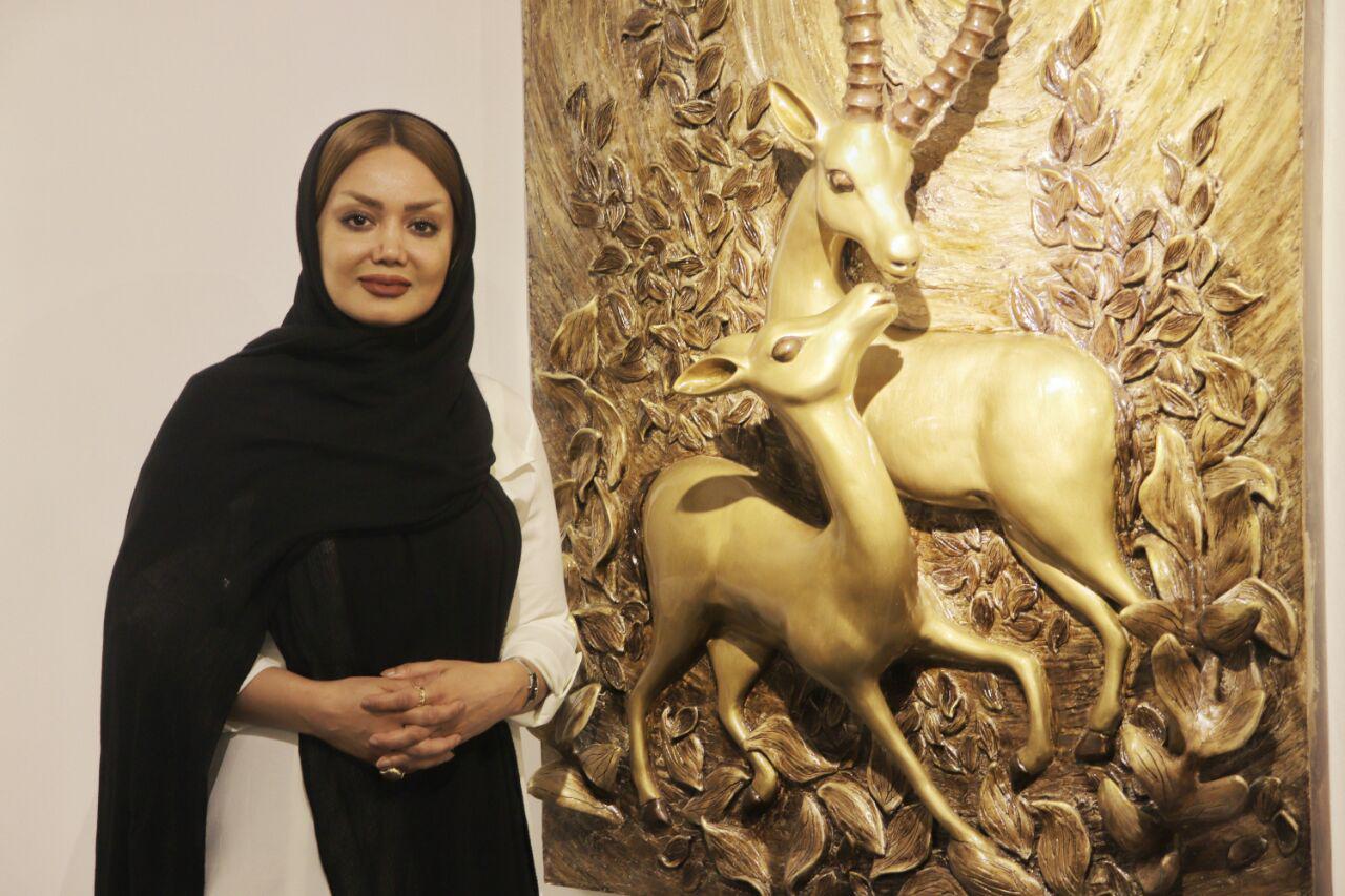 نمایشگاه آثار نقاشی و نقش برجستهی شیرین یزدانیراد نمایشگاه آثار نقاشی و نقش برجستهی شیرین یزدانیراد