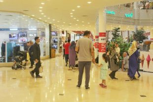 گزارش تصویری : حال و هوای بازارهای کیش در نوروز/عکس : ملیحه ذاکر رضوی