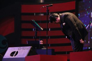 کنسرت خیریه سالار عقیلی و کمک میلیاردی کیشوندان به سیل زدگان اخیر کشور/عکس: عباس دوست قرین