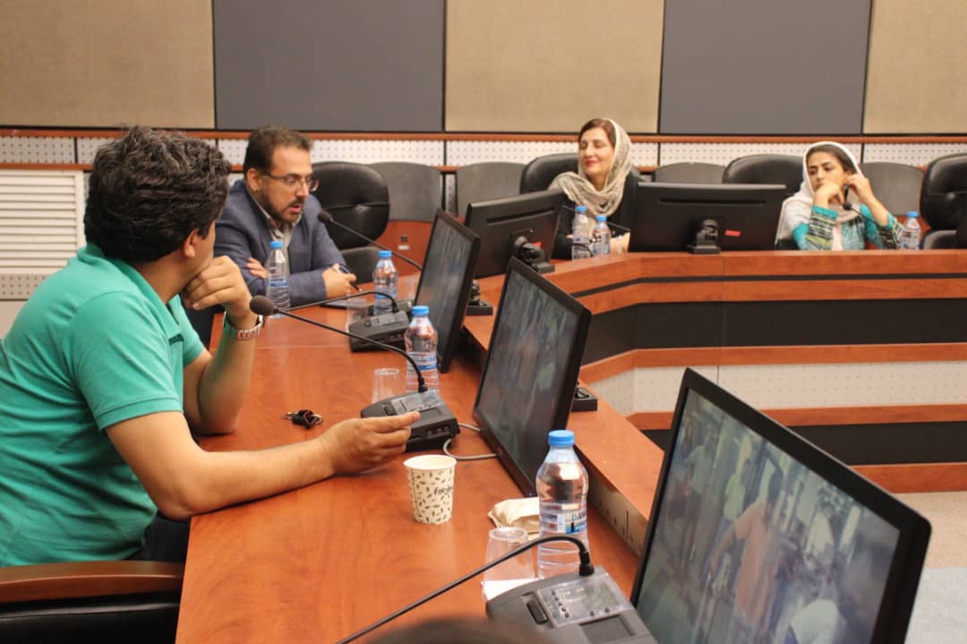 مستند داستانی «معلق» در کیش اکران و بررسی شد مستند داستانی «معلق» در کیش اکران و بررسی شد