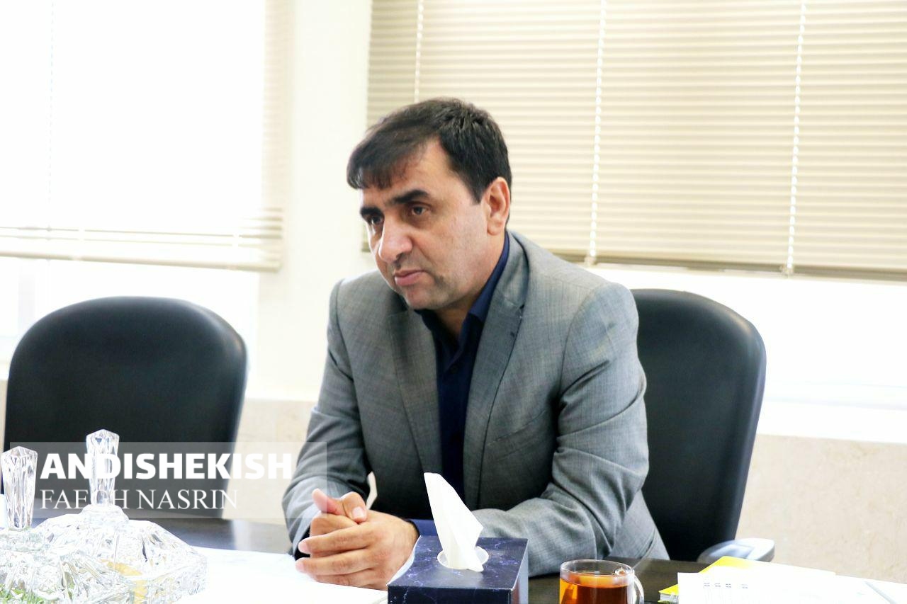 هیچ مدیری حق دریافت وجه اجباری از اولیا و دانش آموزان را ندارد