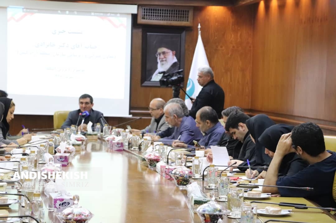 مصالح حاصل از لایروبی اسکله تجاری کیش، تبدیل به جزیره مصنوعی می شود