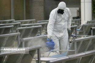 گزارش تصویری : عملیات ضد عفونی مجموعه ترمینال‌ها و اماکن فرودگاهی ، بندرگاهی و مینی بوس های خطی کیش / عکس : امیر رضا سیم ریز